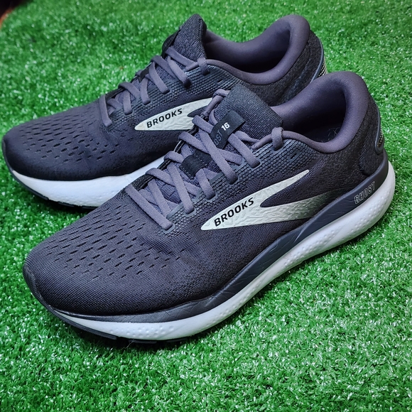 Brooks Shoes - BROOKS GHOST 16 - Women's Athletic Shoes - SIZE 9.5B